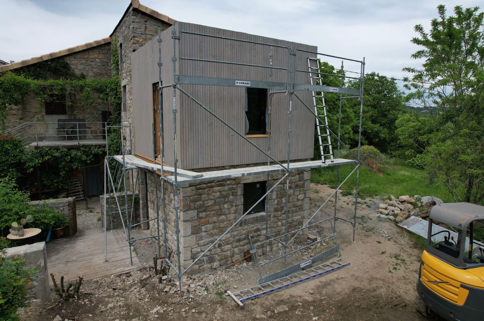 extension pierre de pays ardeche